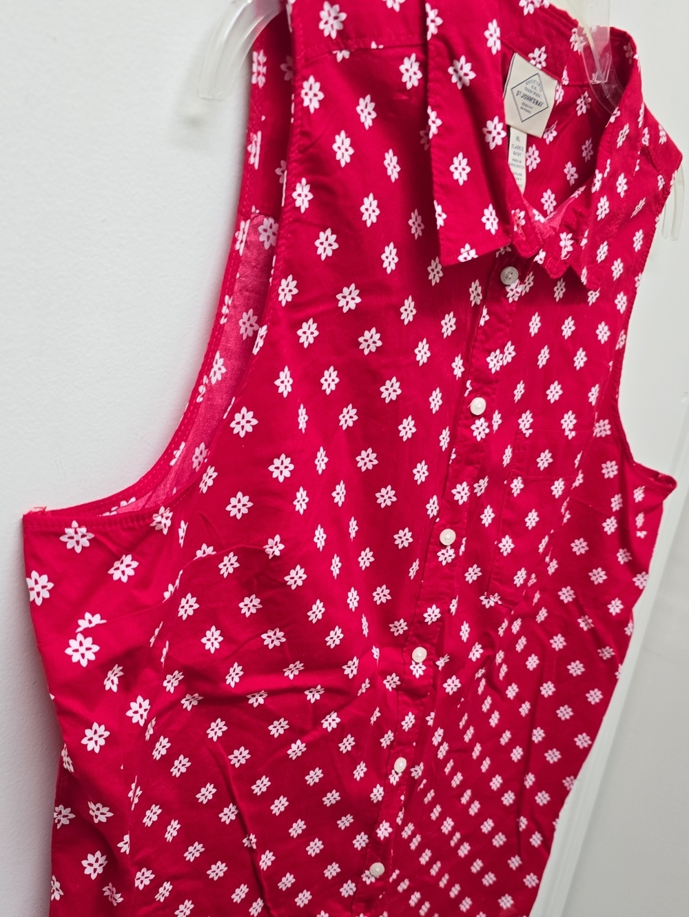 St. John's Bay Red Sleeveless Button-Front Top - Size XL - Picture 4 of 6